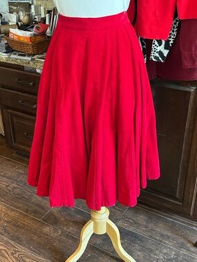 1970’s Handmade Red Corduroy Full Circle Skirt Sz S
